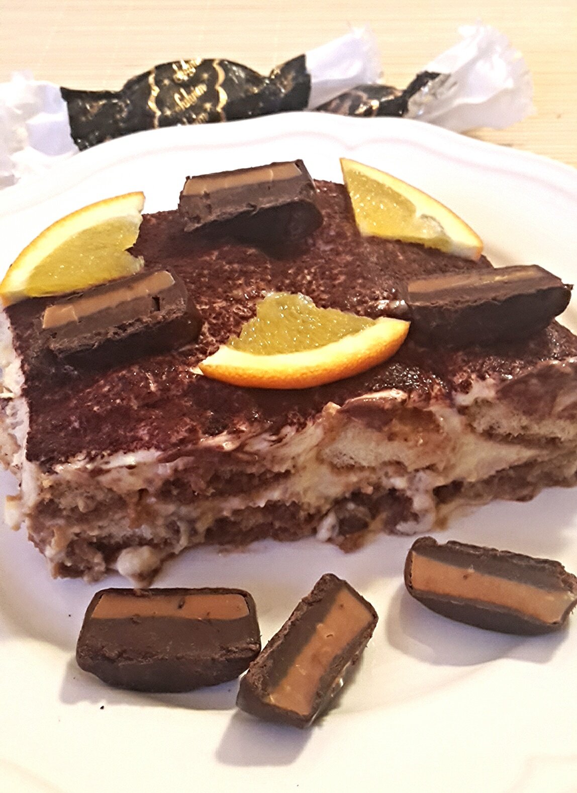 Tiramisu szaloncukordarabokkal