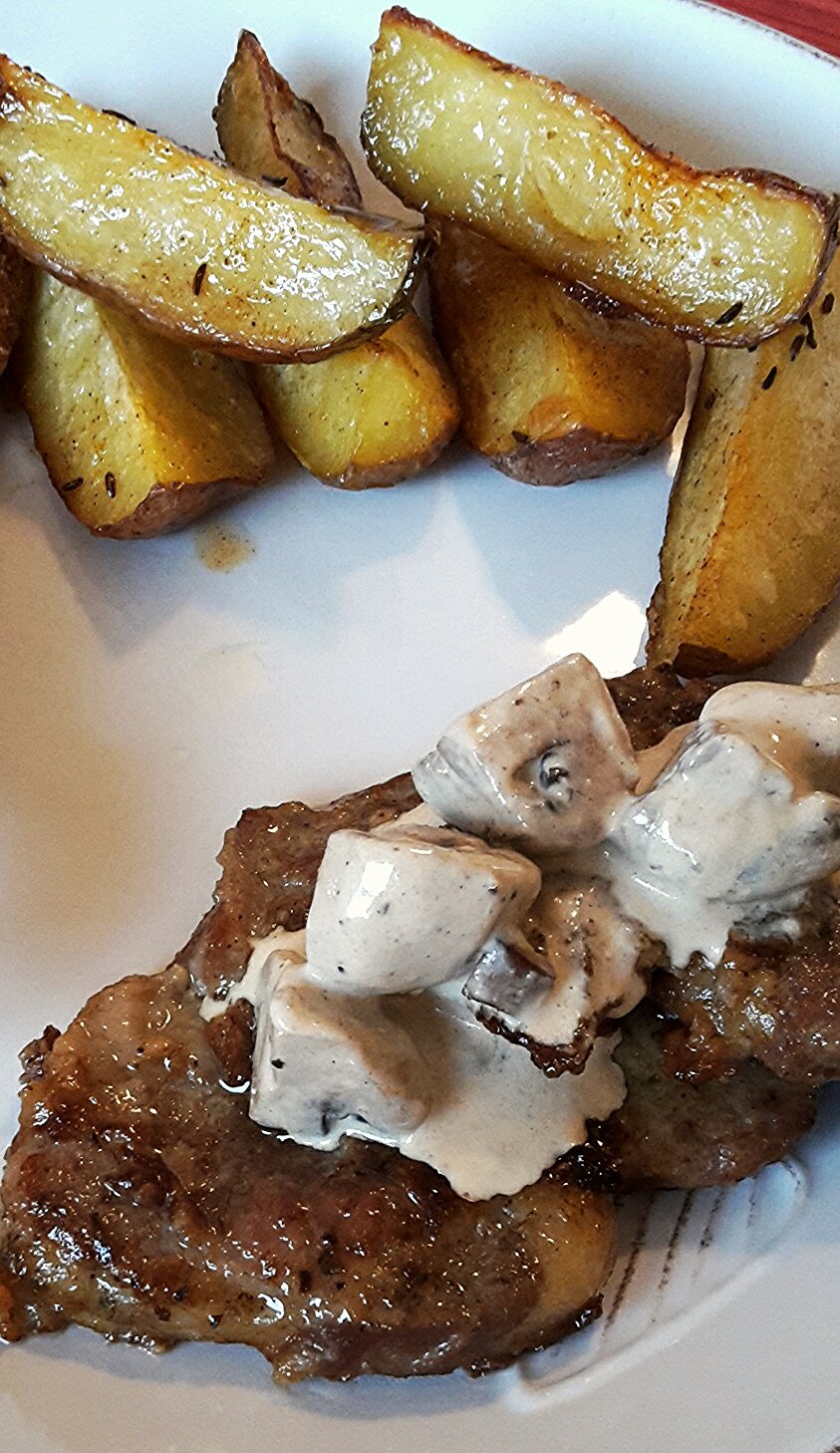 Tarja tejszínes gombával