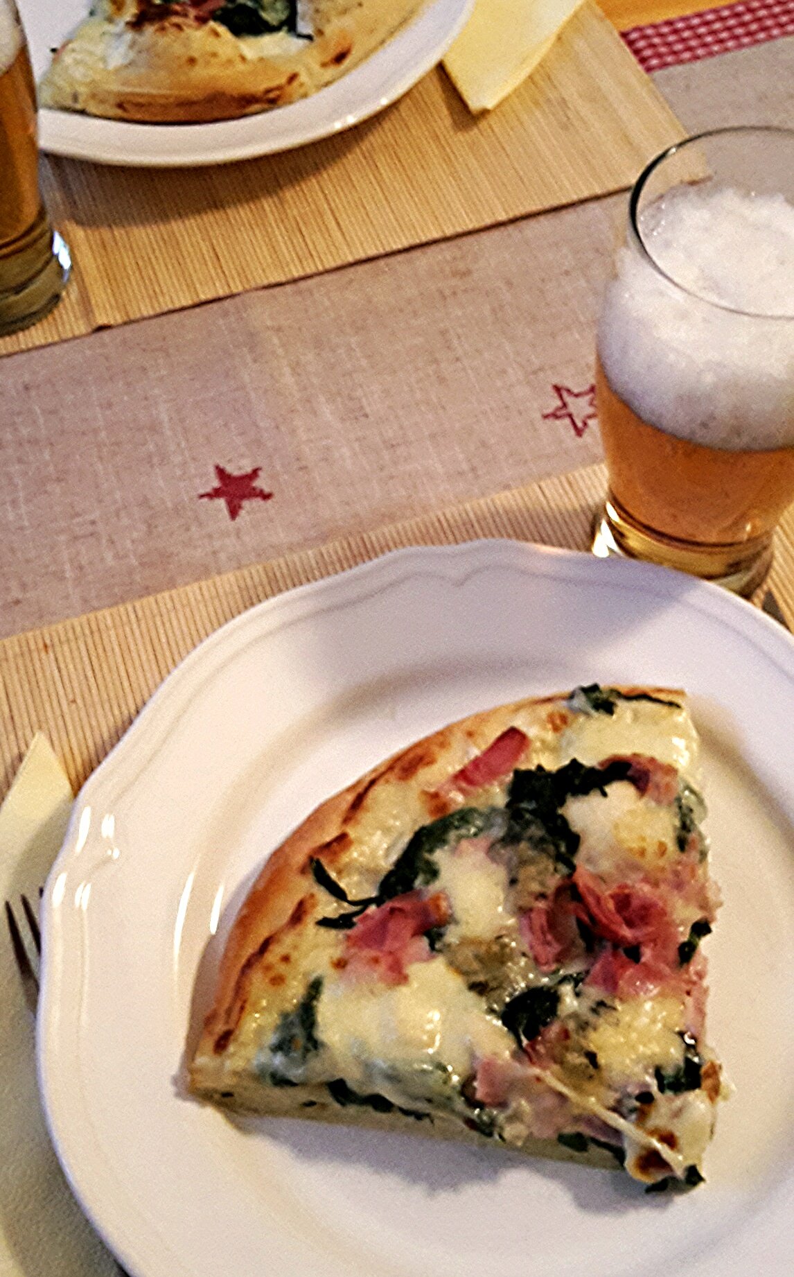 Spenótos, gorgonzolás pizza