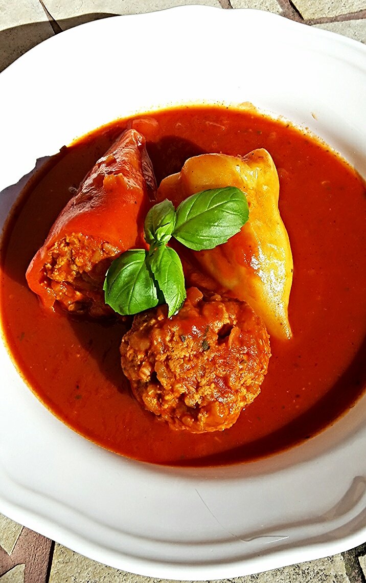 Töltött paprika mediterrán fűszerekkel