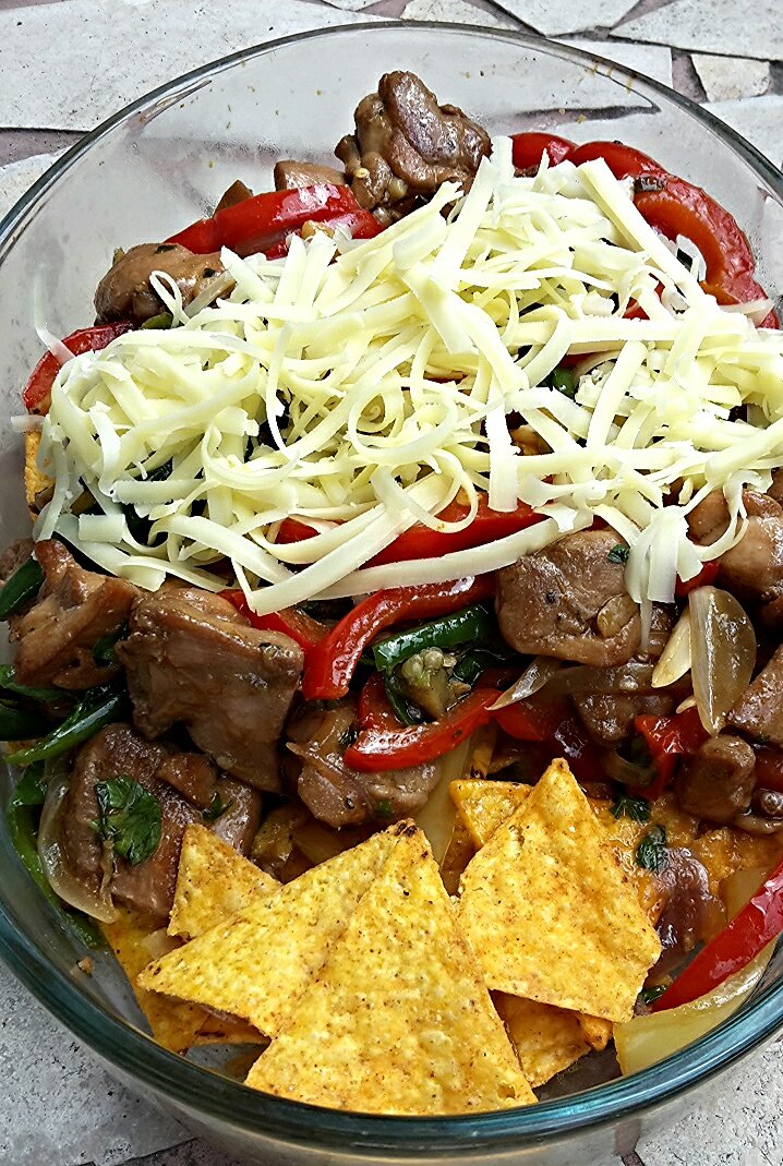 Csirke fajita tortilla chips-szel