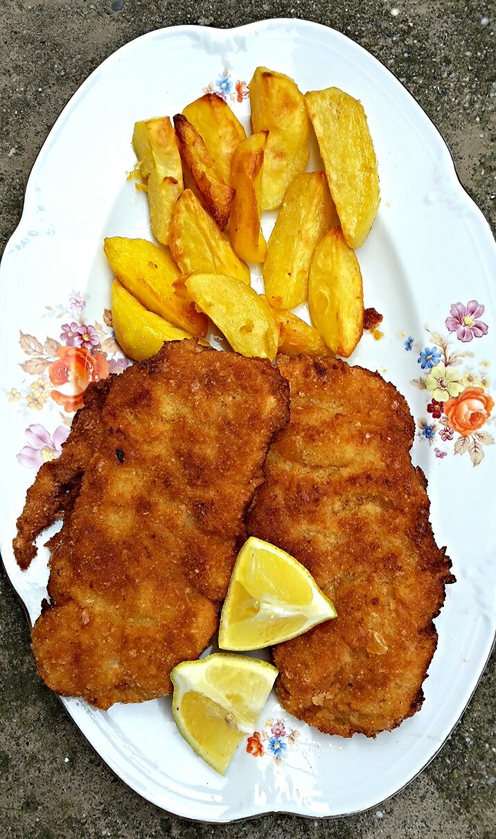 Rántott hús szűzpecsenyéből