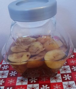 Fűszeres sült almás likőr