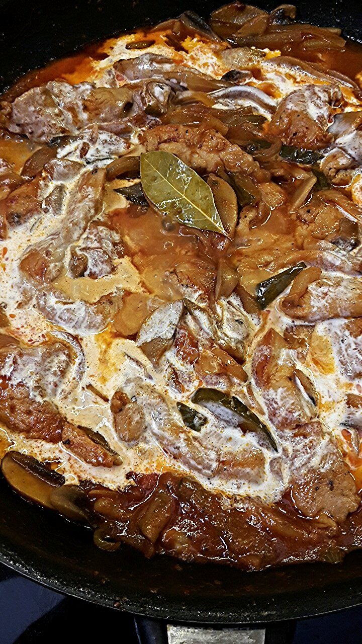 Pulykamell csíkok Sztroganoff módra